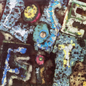 Happy Mondays<br><span class="loop-subtitle">Loose Fit</span>