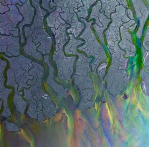Alt-J<br><span class="loop-subtitle">Breezeblocks</span>