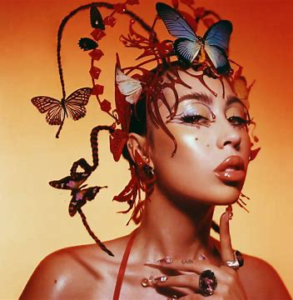 Kali Uchis<br><span class="loop-subtitle">Moonlight</span>