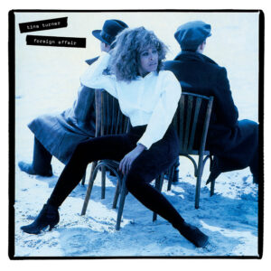 Tina Turner<br><span class="loop-subtitle">The Best</span>