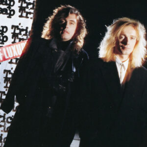 Cheap Trick<br><span class="loop-subtitle">The Flame</span>