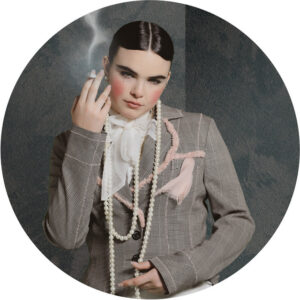 BENEE<br><span class="loop-subtitle">Doesn’t Matter</span>